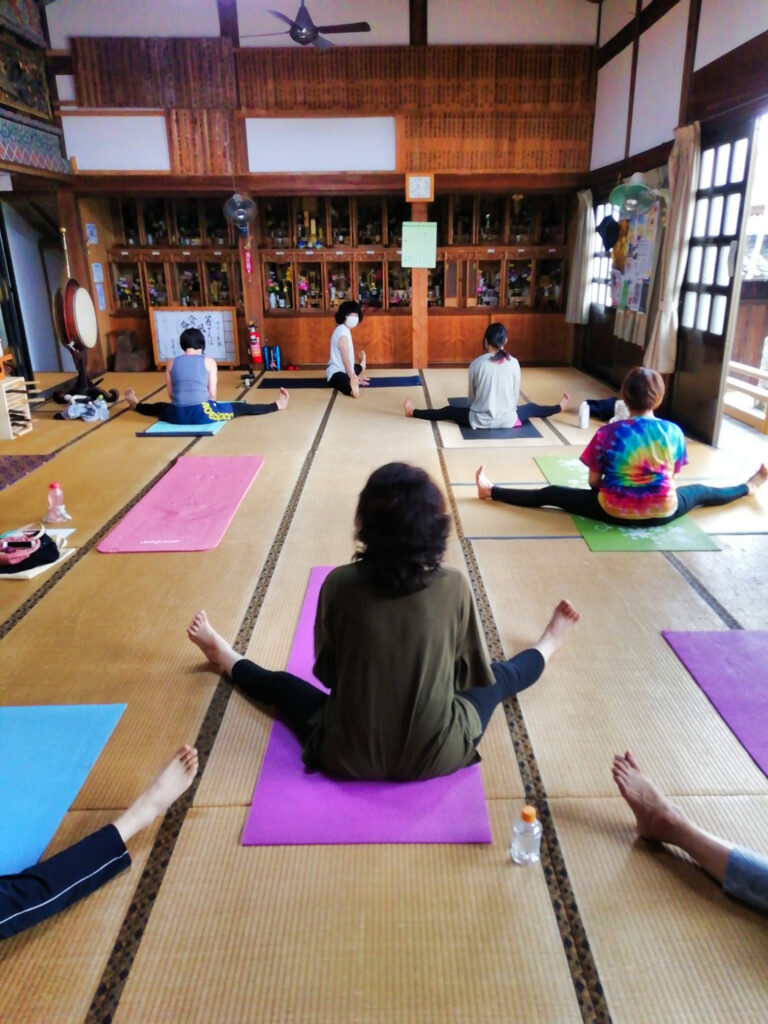 寺ヨガ #お寺 #日蓮宗 #終活 #葬儀 #納骨 #永代供養 #檀家 #佐賀市