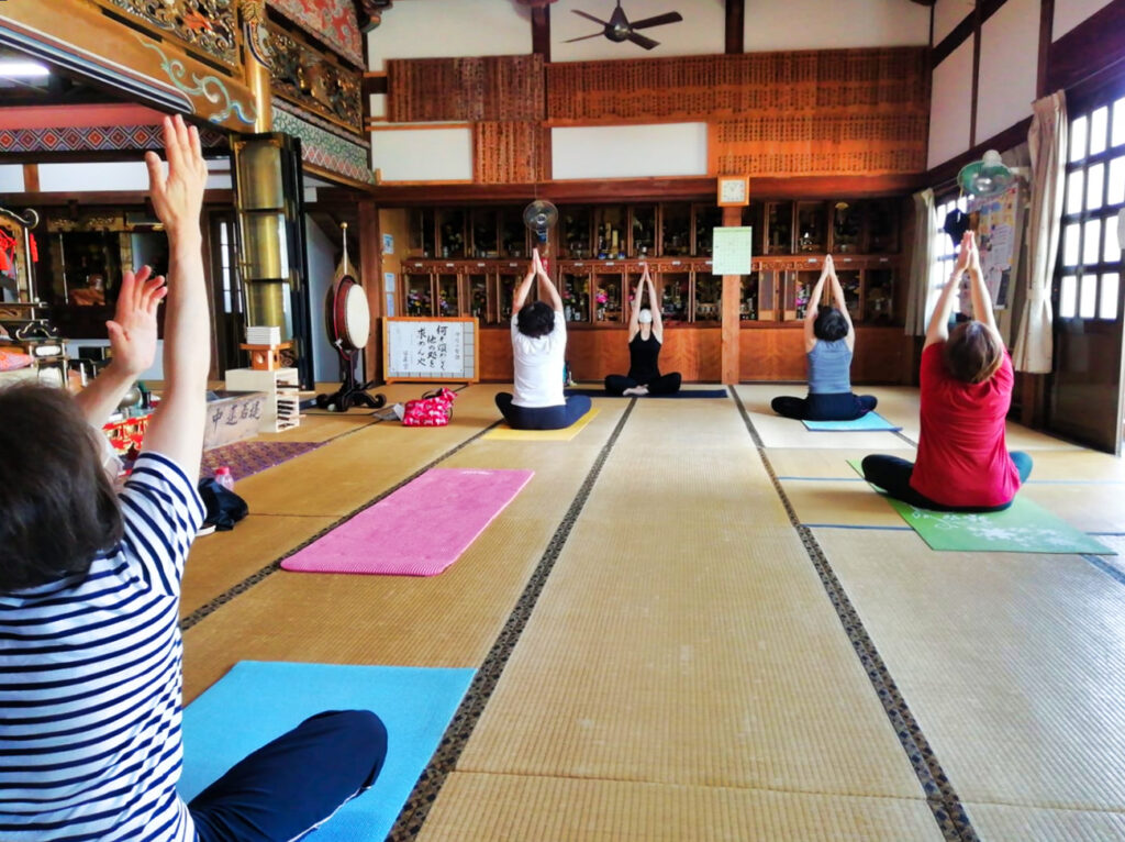 寺ヨガ #お寺 #日蓮宗 #終活 #葬儀 #納骨 #永代供養 #檀家 #佐賀市