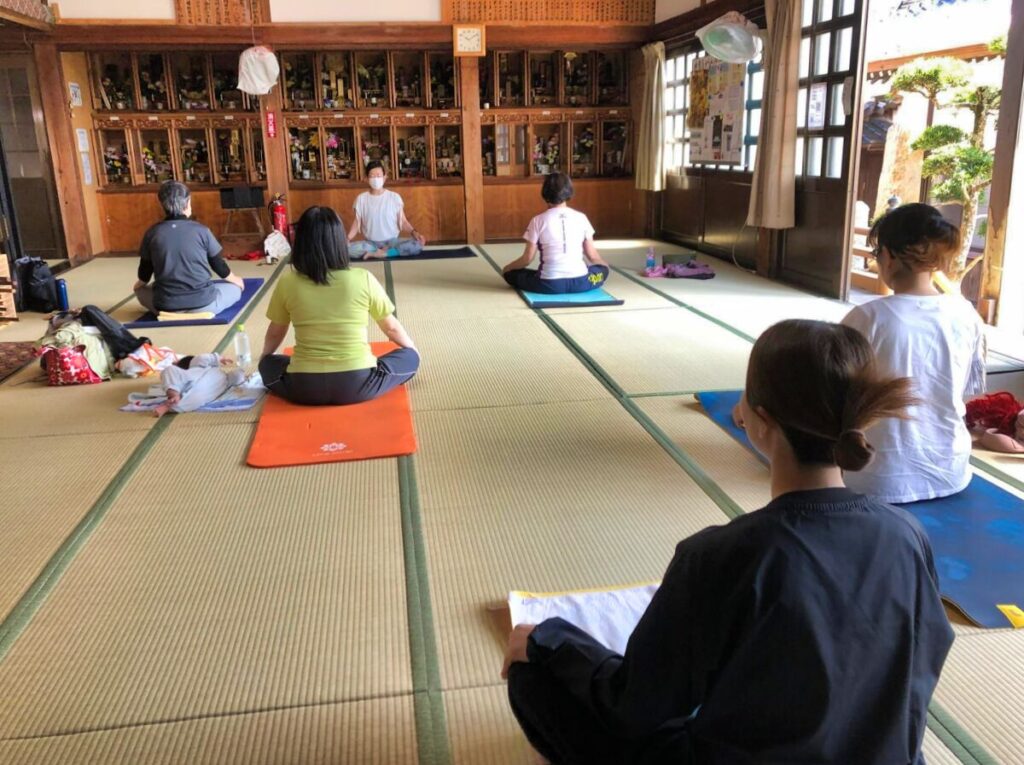 寺ヨガ #お寺 #日蓮宗 #終活 #葬儀 #納骨 #永代供養 #檀家 #佐賀市